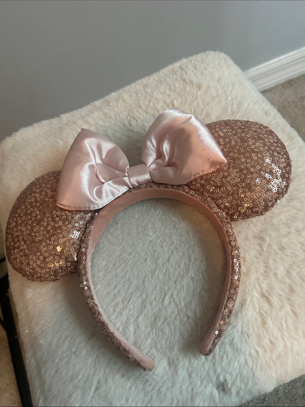 Sparkle Pink Sequin Minnie Ears Headband with Satin Bow